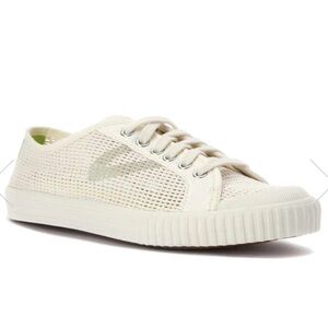 EUC Tretorn Tournament Net Sneaker, white size 11